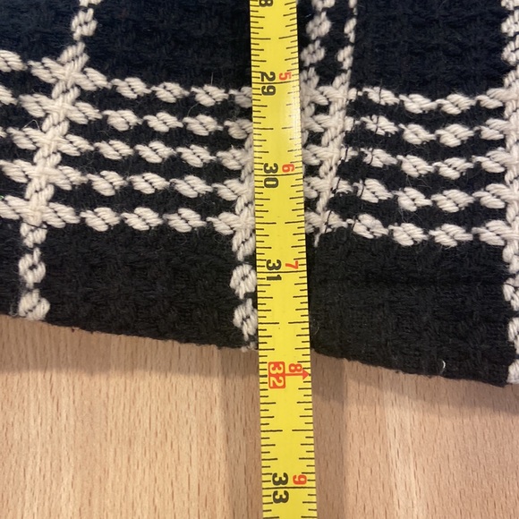 Black & white check wool blend long belted coat w/ 2 button close pockets small - Picture 8 of 12